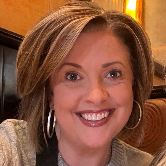 Meet your Posher, Jodi - Picture 3 of 4